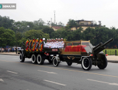 Xe tang đưa linh cữu Chủ tịch nước Trần Đại Quang về quê hương Ninh Bình